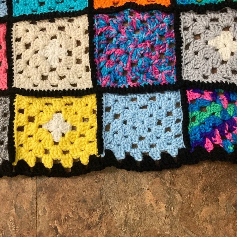 Granny Square Crocheted Blanket Bright Black trim 68 x‎ 108